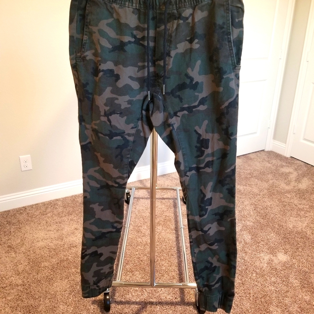 H&M camouflage joggers